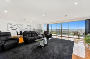 BENGALEE EXECUTIVE TOWNHOUSE- MODERN & STYLISH, Mt Gambier